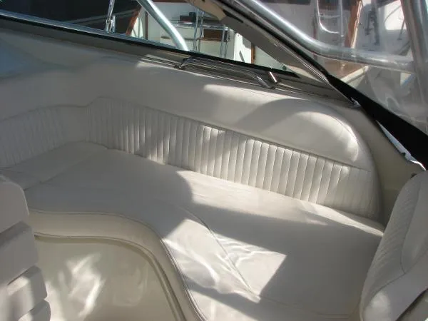 Slide: The Image of Boston Whaler 350 Defiance 2002 - 7