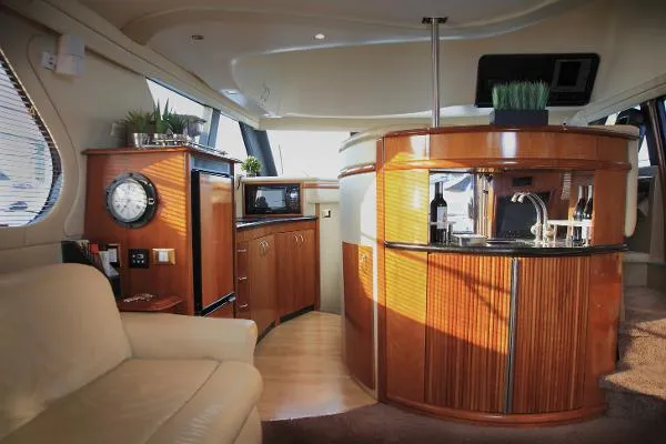 Slide: The Image of Carver Yachts 450 Voyager 2003 - 10