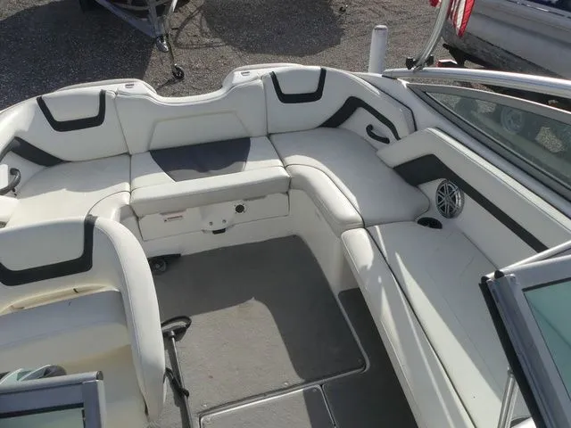 Slide: The Image of Yamaha AR190 2015 - 9