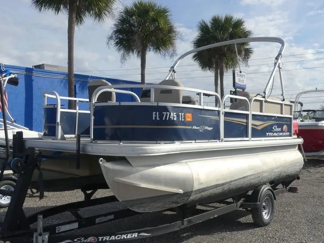 The Image of Sun Tracker Bass Buggy® 16 XL 2022 - 1