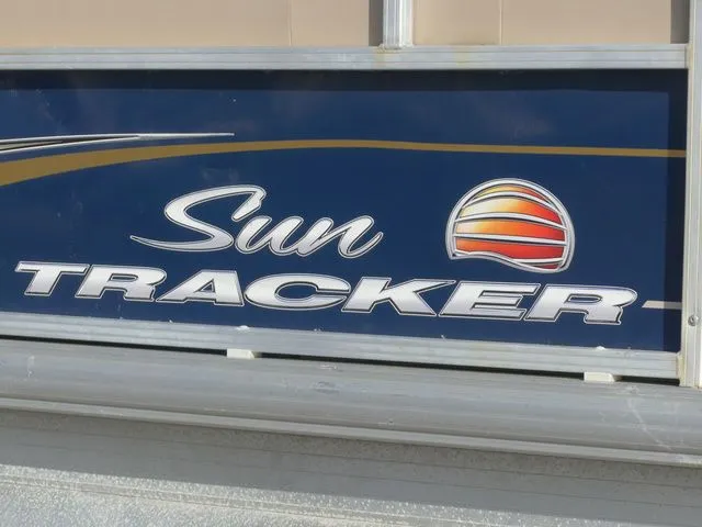 Slide: The Image of Sun Tracker Bass Buggy® 16 XL 2022 - 7