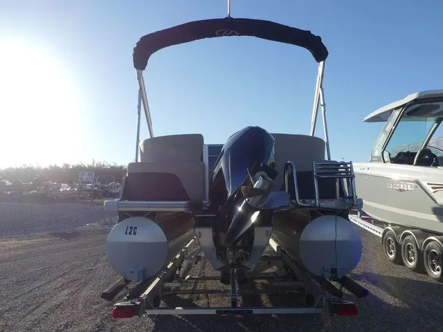 Slide: The Image of Harris Cruiser 230 CS 2024 - 5