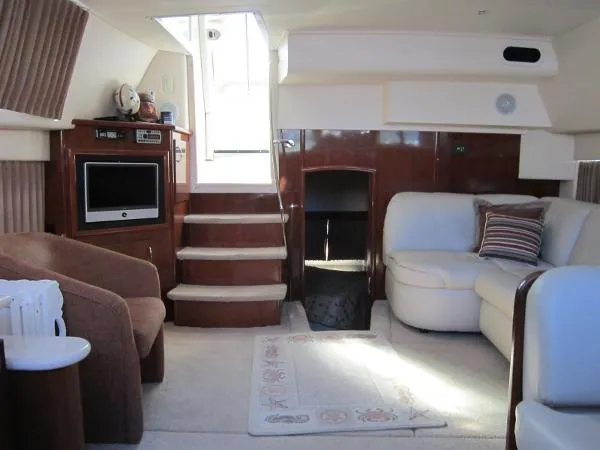 Slide: The Image of Carver Yachts 36 MY BR5019 2007 - 2