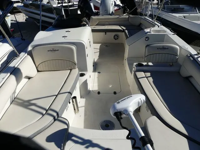 Slide: The Image of Stingray 212 SC 2023 - 15