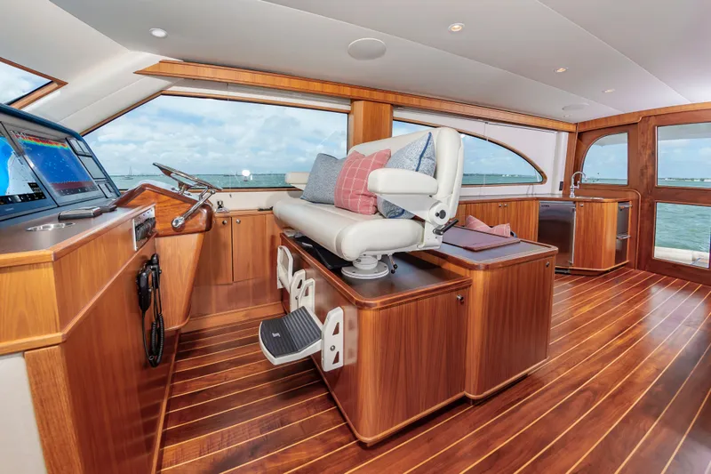 Slide: The Image of Interior of a 2019 Jarrett Bay 67 Custom yacht with wood finish. - 22