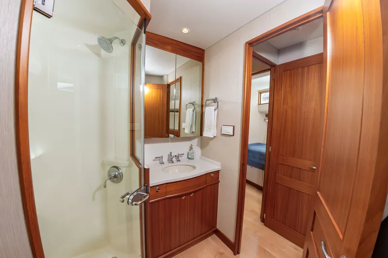 Slide: The Image of Bathroom in Jarrett Bay 67 Custom yacht, 2019 model. - 37