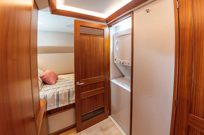 Slide: The Image of Jarrett Bay 67 Custom 2019 - 52