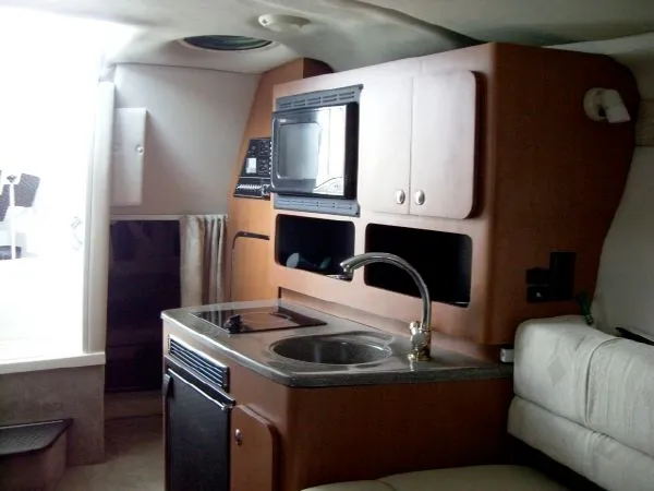 Slide: The Image of Crownline Boats 270 CR 2004 - 4