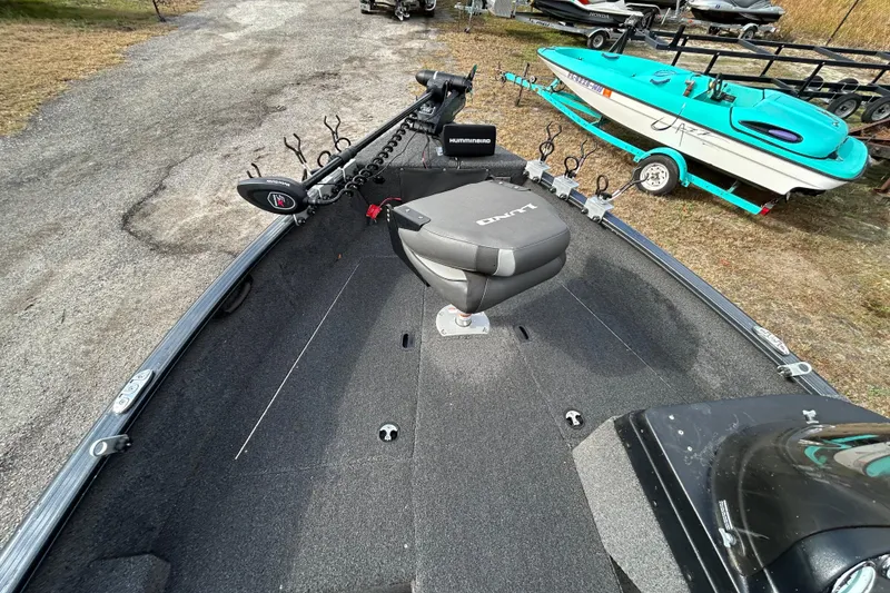 Slide: The Image of 2021 Lund 1675 Adventure SS fishing boat with trolling motor and rod holders. - 15