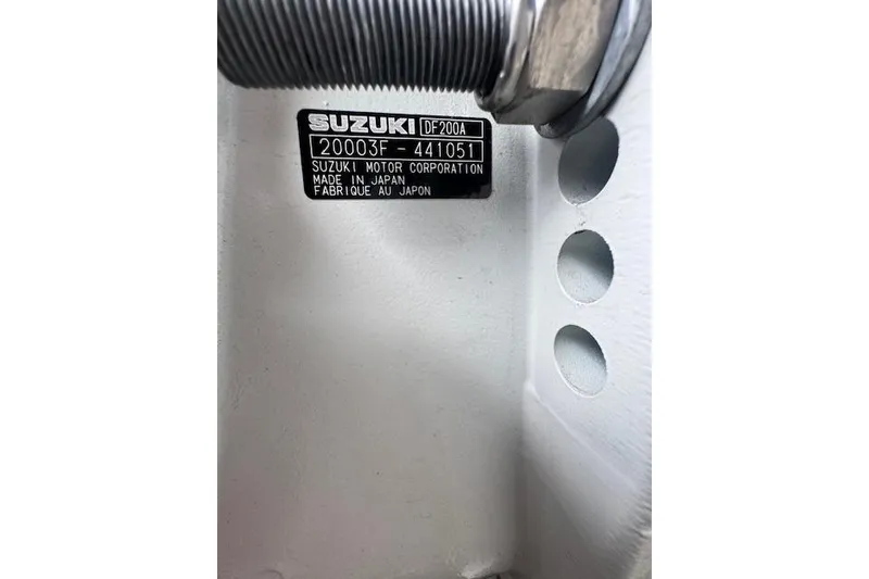 Slide: The Image of Label on Suzuki DF200A engine, Carolina Skiff 25 LS, 2026 model, made in Japan. - 4
