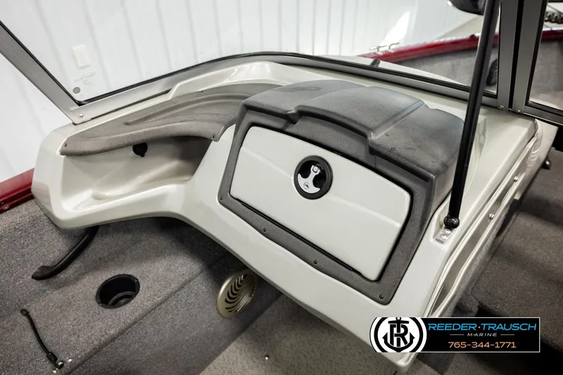Slide: The Image of 2017 Tracker Pro Guide V-175 Combo boat interior with storage compartment. - 43