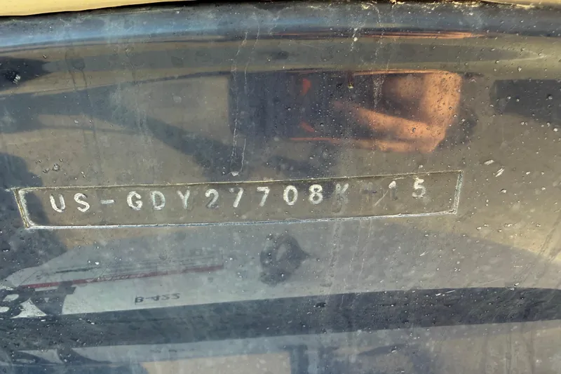 Slide: The Image of 2015 Hurricane SunDeck 2000 OB boat hull identification number (HIN) displayed. - 10