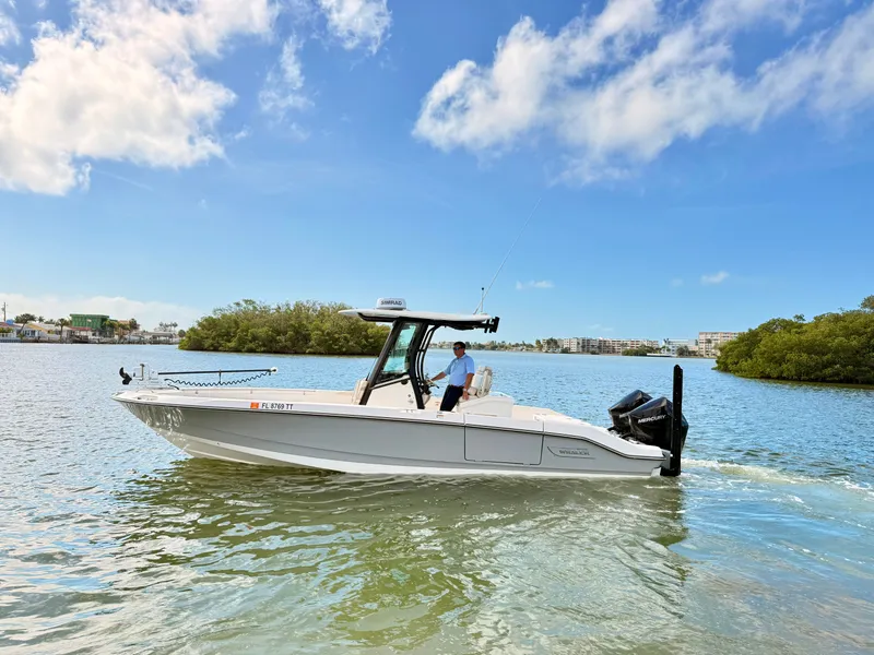 Slide: The Image of Boston Whaler 280 Dauntless 2024 - 10