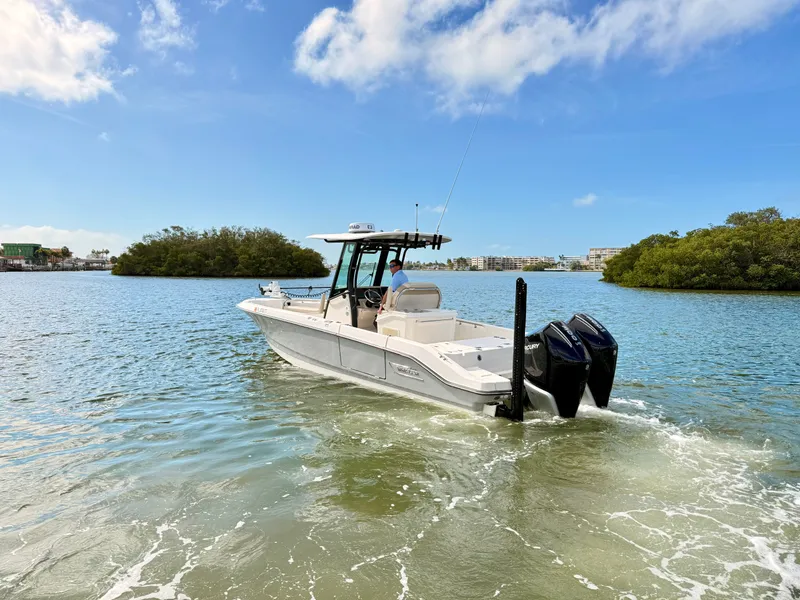 Slide: The Image of Boston Whaler 280 Dauntless 2024 - 7