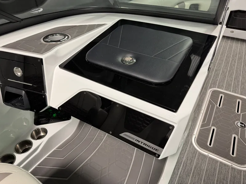 Slide: The Image of Premier 250INTRIGUE 2027 - 54