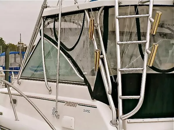 Slide: The Image of Pursuit 3400 Express 1999 - 7