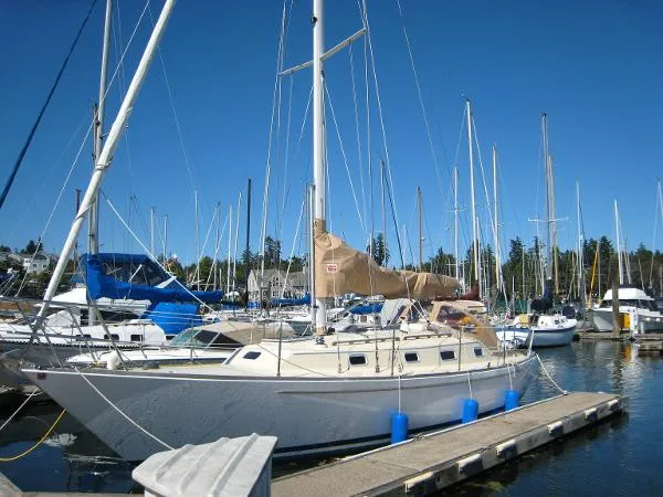 Slide: The Image of Finch Sloop 2005 - 10