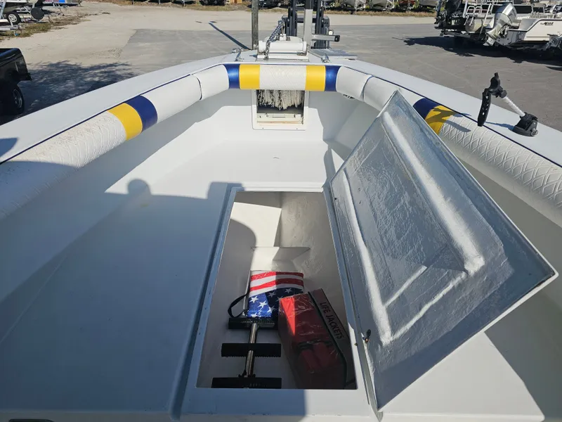 Slide: The Image of Ocean Master 31 Center Console 1987 - 10