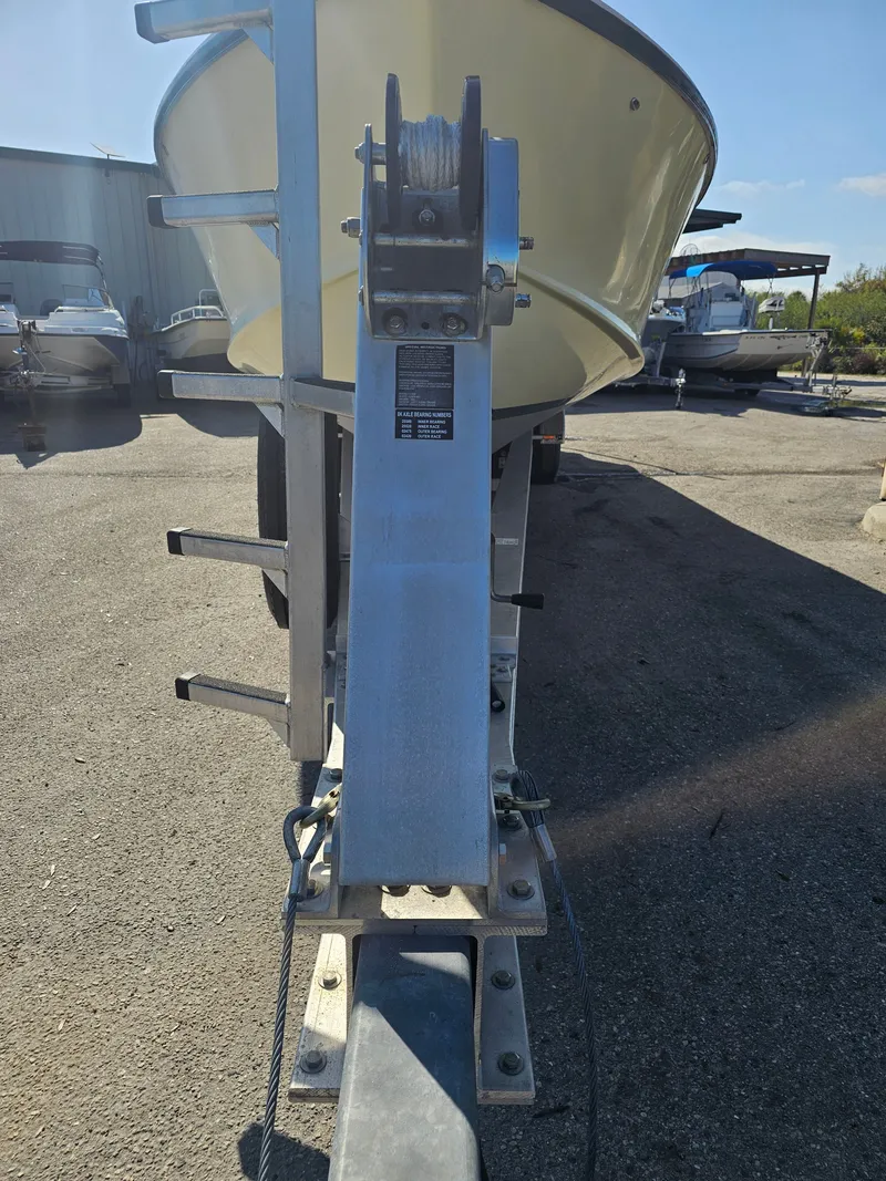 Slide: The Image of Ocean Master 31 Center Console 1987 - 18