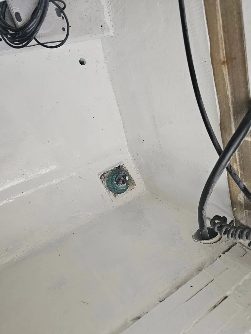 Slide: The Image of Ocean Master 31 Center Console 1987 - 29