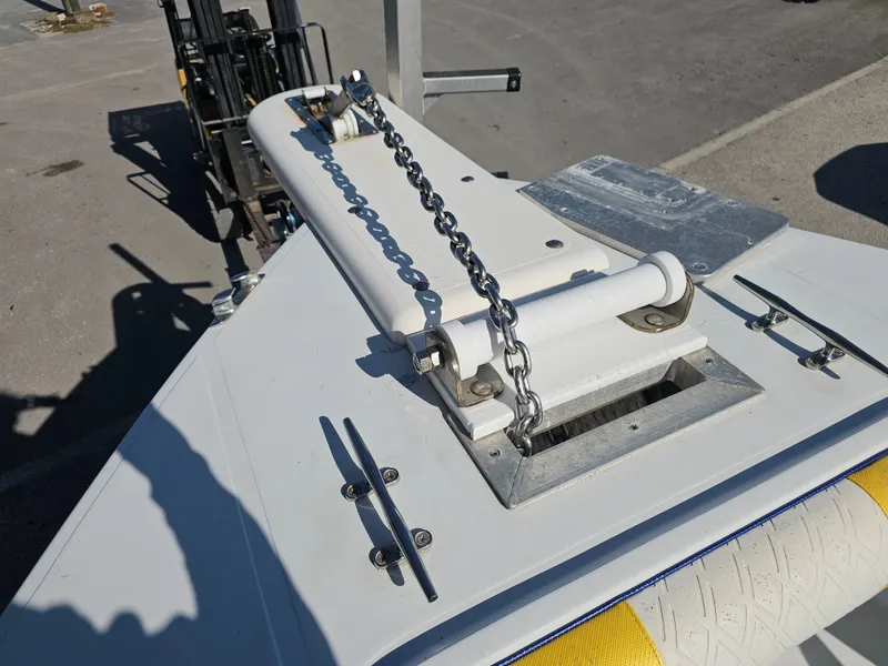 Slide: The Image of Ocean Master 31 Center Console 1987 - 43