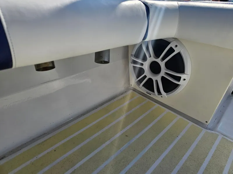 Slide: The Image of Ocean Master 31 Center Console 1987 - 50