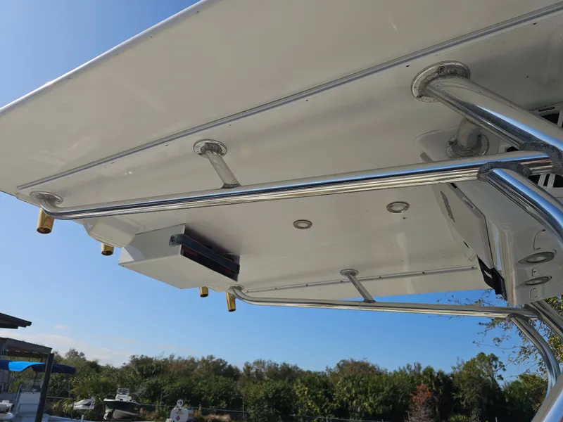 Slide: The Image of Ocean Master 31 Center Console 1987 - 54