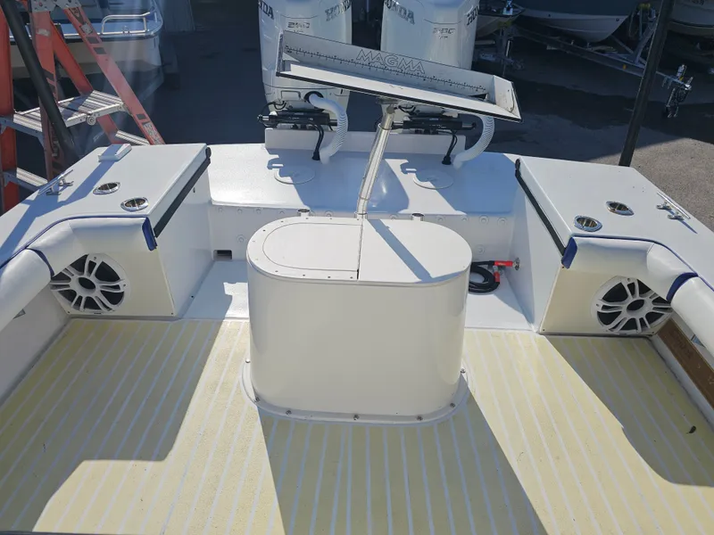 Slide: The Image of Ocean Master 31 Center Console 1987 - 57