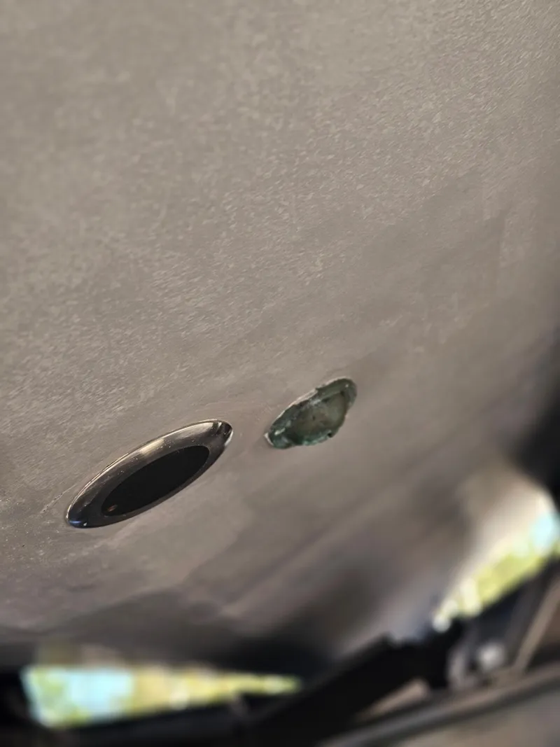 Slide: The Image of Ocean Master 31 Center Console 1987 - 65