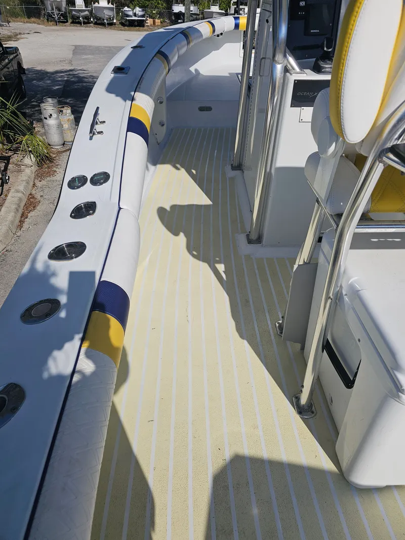 Slide: The Image of Ocean Master 31 Center Console 1987 - 8