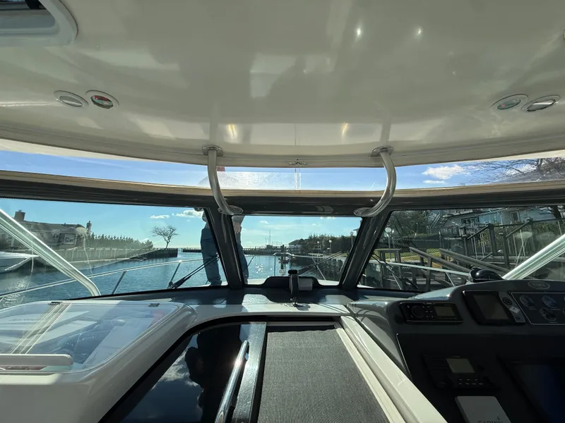 Slide: The Image of Tiara 3800 Open 2007 - 31