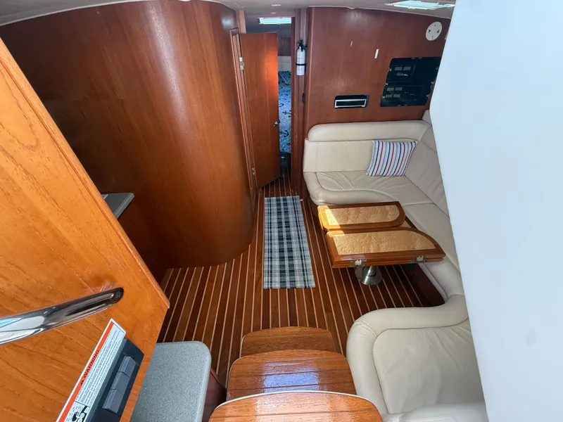 Slide: The Image of Tiara 3800 Open 2007 - 32