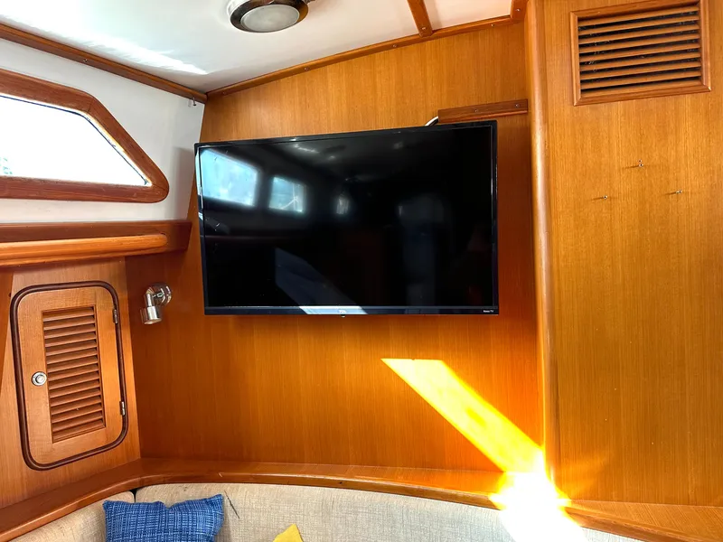 Slide: The Image of Passport 470 2006 - 29