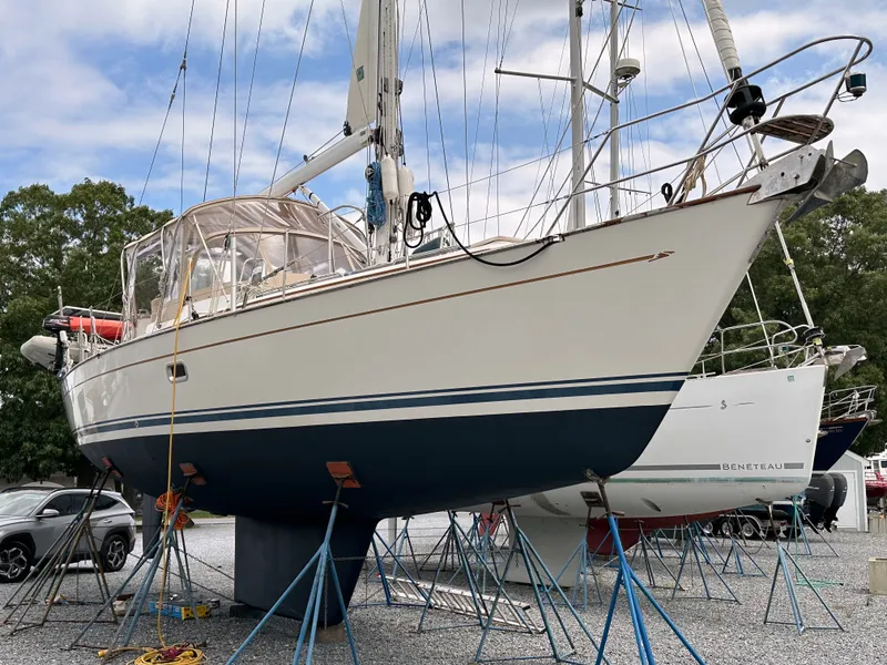 Slide: The Image of Passport 470 2006 - 36