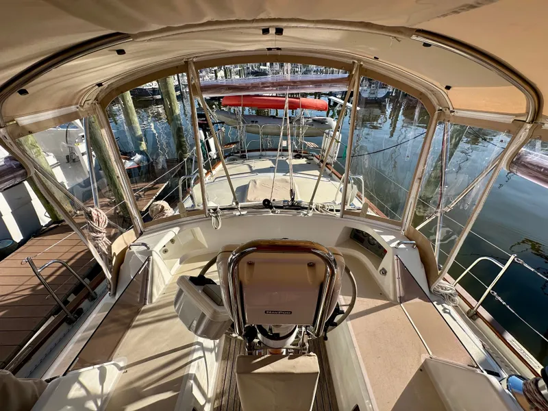 Slide: The Image of Passport 470 2006 - 6