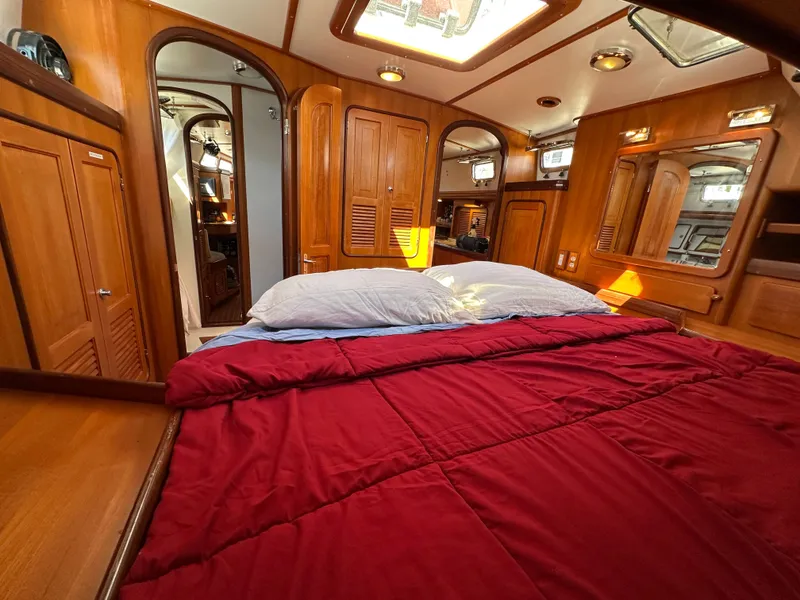 Slide: The Image of Passport 470 2006 - 8