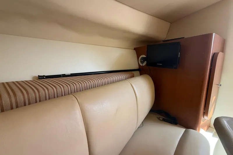 Slide: The Image of 2007 Hydra-Sports Vector 2900 VX cabin interior with seating and mounted TV. - 117