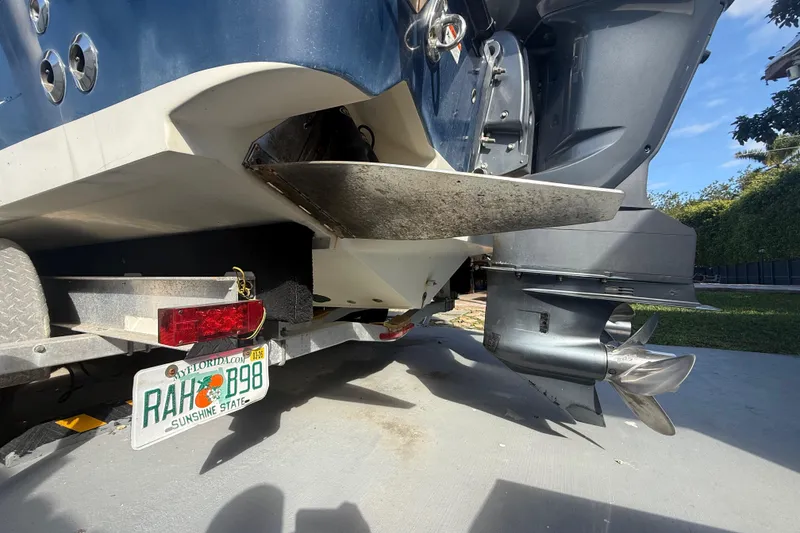 Slide: The Image of 2007 Hydra-Sports Vector 2900 VX boat on trailer, Florida license plate visible. - 20