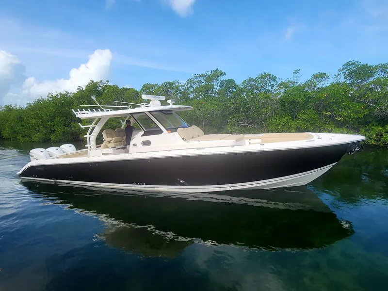 Slide: The Image of 2019 PURSUIT 408 S - Image 10 - 10