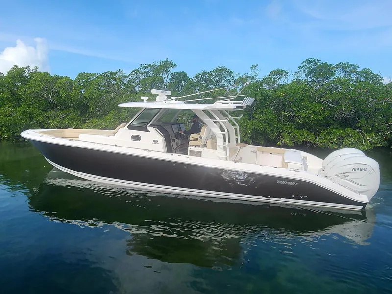 Slide: The Image of 2019 PURSUIT 408 S - Image 12 - 12