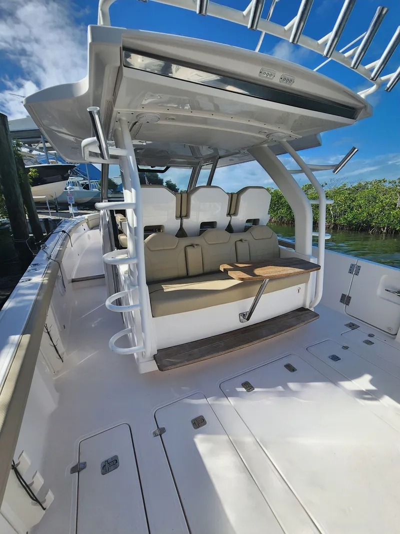 Slide: The Image of 2019 PURSUIT 408 S - Image 13 - 13