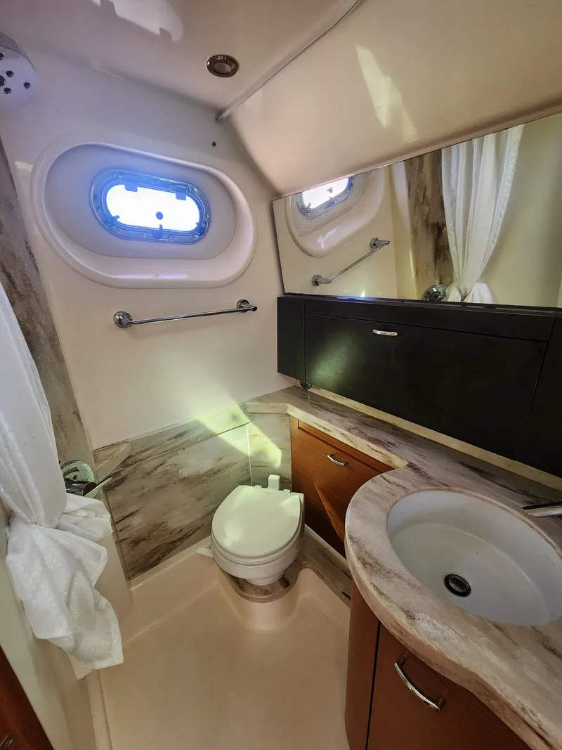 Slide: The Image of 2019 PURSUIT 408 S - Image 25 - 25