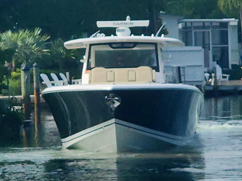 Slide: The Image of 2019 PURSUIT 408 S - Image 4 - 4