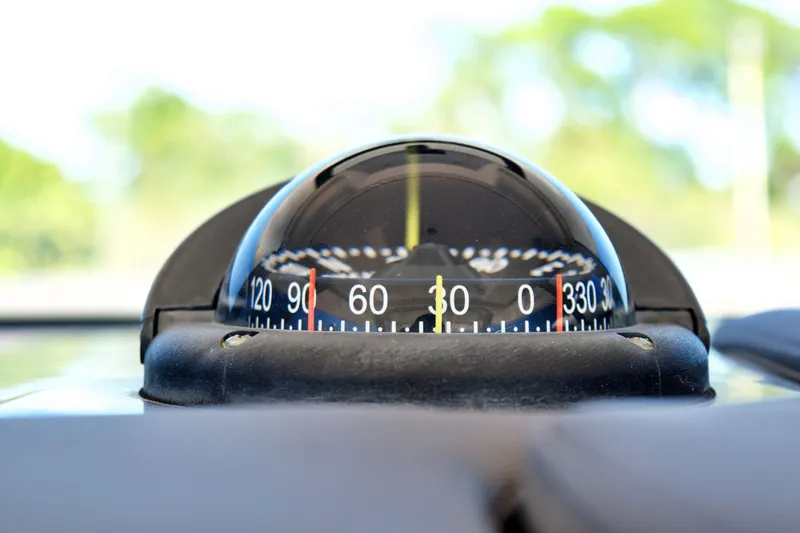 Slide: The Image of 2019 PURSUIT 408 S - Image 44 - 44