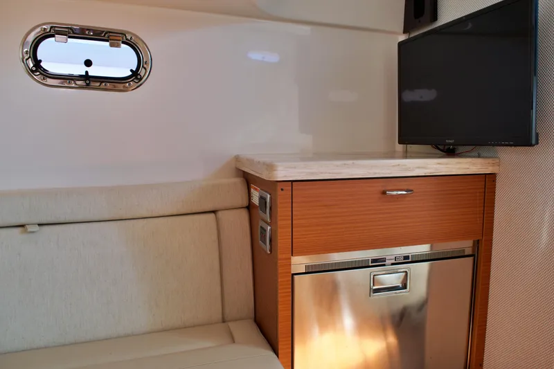 Slide: The Image of 2019 PURSUIT 408 S - Image 69 - 69