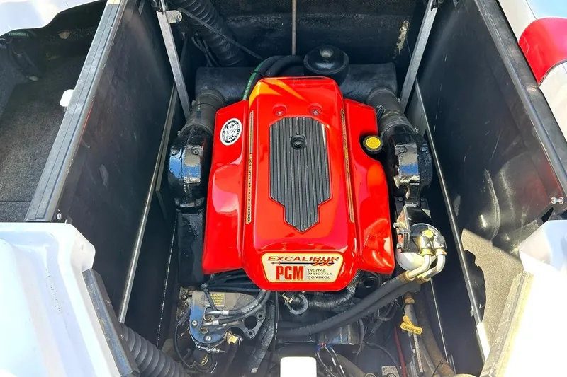 Slide: The Image of 2007 Nautique Super Air Nautique 220 engine, PCM Excalibur, red cover, detailed view. - 25