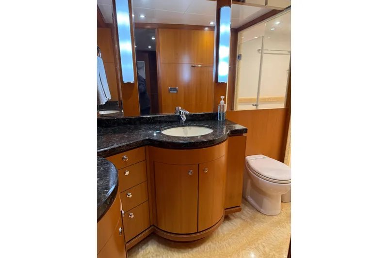 Slide: The Image of Main Salon - 21