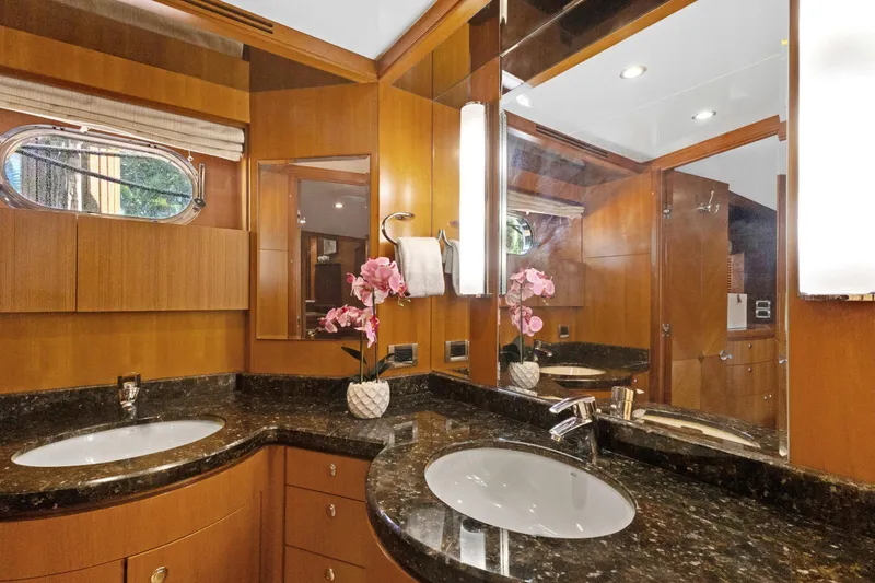 Slide: The Image of Master Head - 63