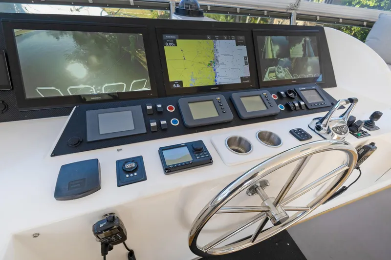 Slide: The Image of Fly Helm - 88