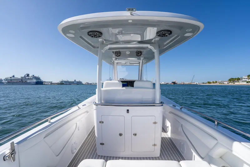 Slide: The Image of 2025 Airship 340 boat on water, featuring sleek design and spacious deck. - 38